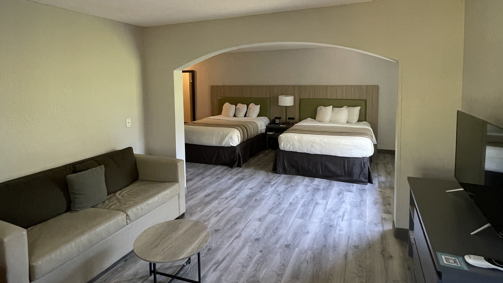 Two Queen Beds Suite
