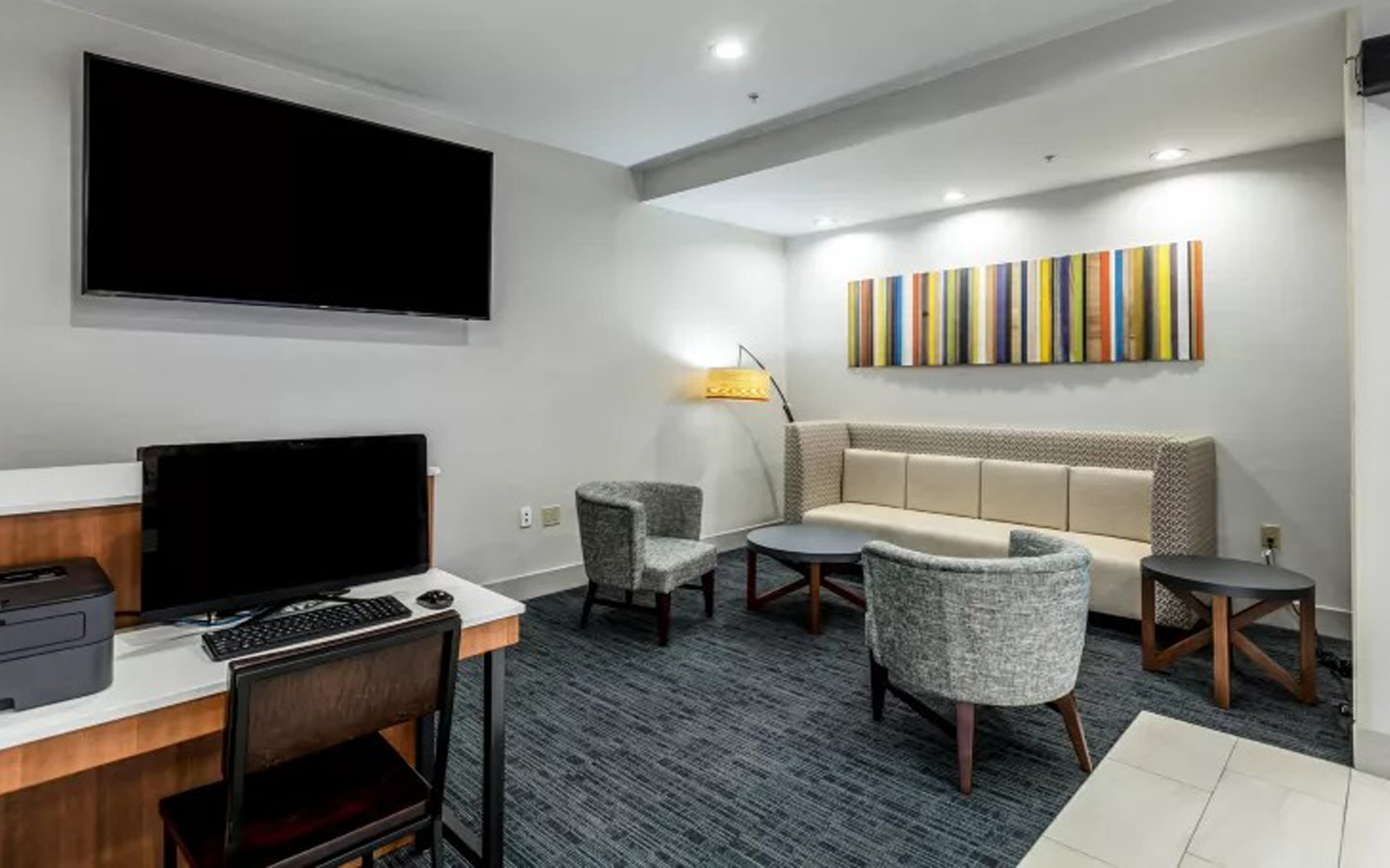 Business Center - Holiday Inn Express Jersey City NJ