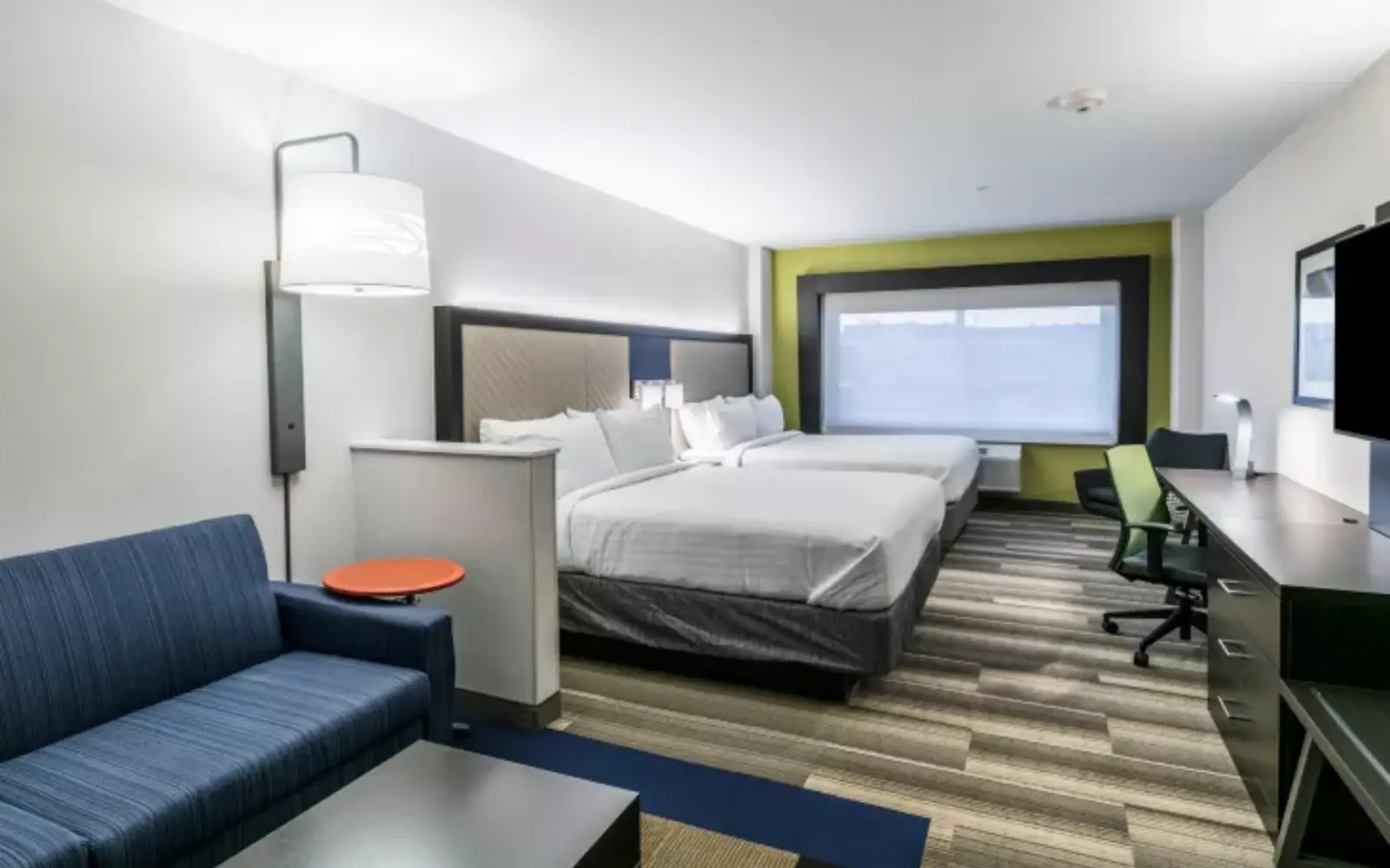 Double Queen Room